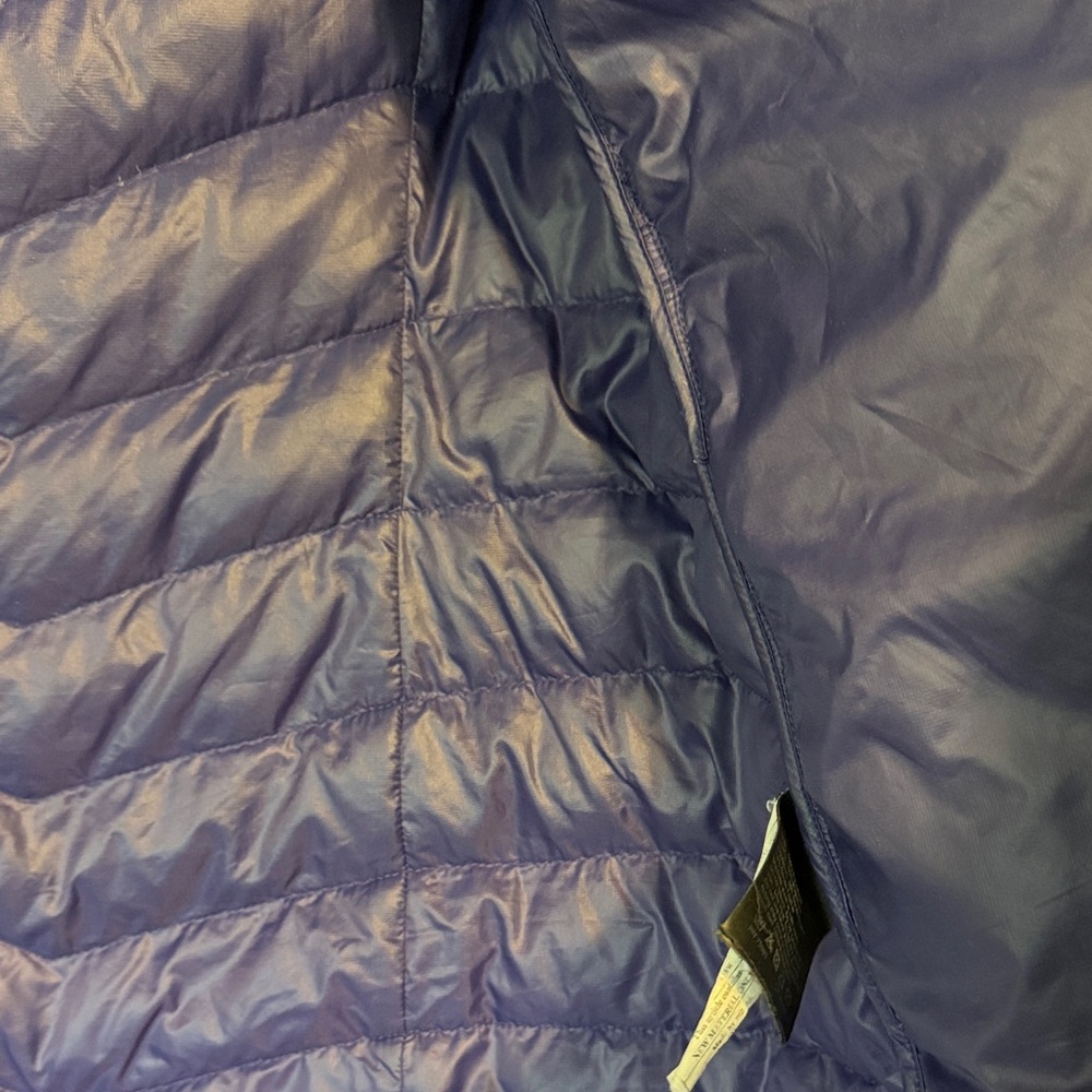Helly Hansen Purple Quilted Down Puffer Jacket with Red Zipper - Picture 8 of 10